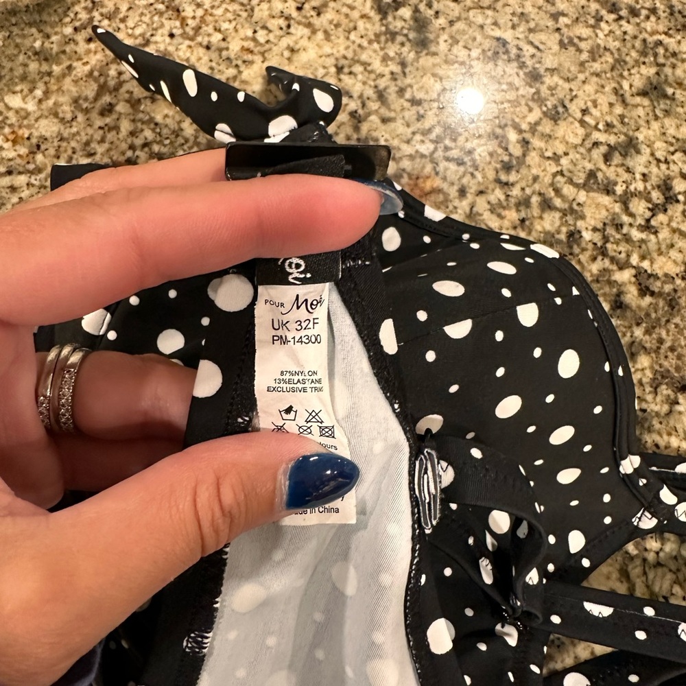 32g Bathing Suits - image 2